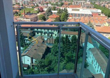 WhatsApp Image 2026-04-30 at 11.30.40 (2).jpg - Four-room apartment Busto Arsizio - photo 28