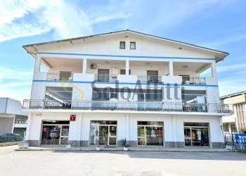 ESTERNO - Three-room apartment Via dell' Industria 19, Tortoreto - photo 15