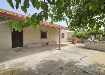 1.jpg - Villa Via del Gorgo Salato 481, Ispica - foto 1