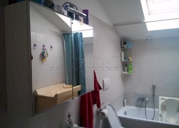 BAGNO FINESTRATO VASCA - Appartamento Casalserugo - foto 9