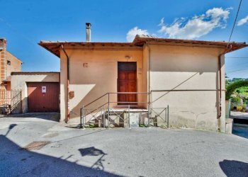 WhatsApp Image 2026-04-30 at 15.46.08 (1).jpeg - Independent house Via Isonzo, Grottaferrata - photo 2