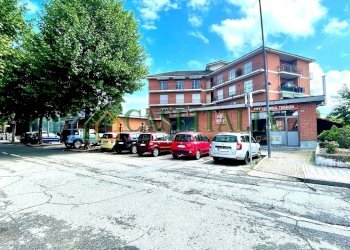 1.jpg - Commercial Premises Via Stazione 78, None - photo 4
