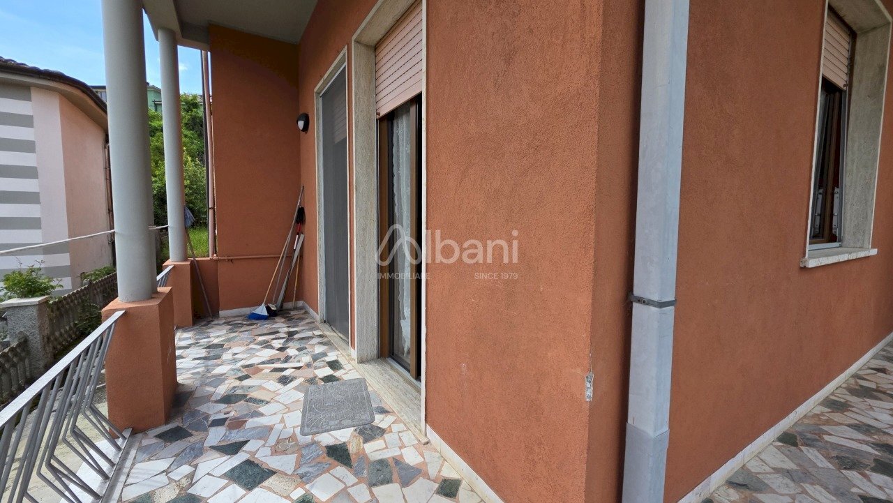 AFF524_appartamento_affitto_arredato_giardino_arco - Three-room apartment Arcola - photo 2