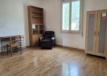 20260506_123800.jpg - Four-room apartment Viale Raimondo Montecuccoli 4, Modena (neighborhood Circoscrizione 1) - photo 6