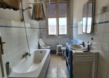 20260506_123742.jpg - Four-room apartment Viale Raimondo Montecuccoli 4, Modena (neighborhood Circoscrizione 1) - photo 17