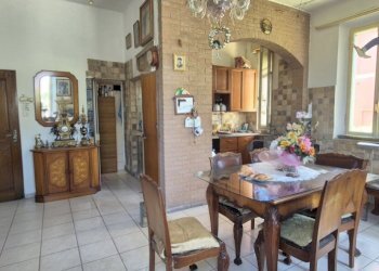 13.jpg - Three-room apartment Via Cesare Costa 258, Modena (neighborhood Circoscrizione 1) - photo 1