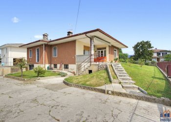 _DSC6877 - Villa Via Montegrappa 12, Calvagese della Riviera - foto 3