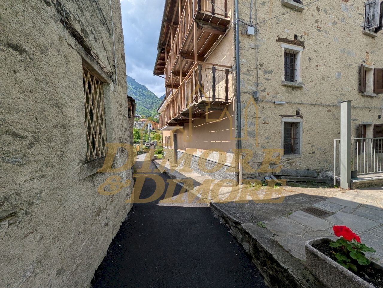 Esterno 4.jpg - Villa Frazione Croppo, Montescheno - foto 3