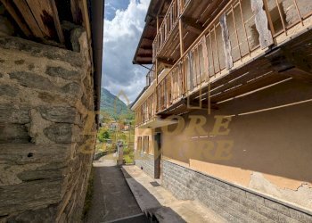 Esterno 3.jpg - Villa Frazione Croppo, Montescheno - foto 6