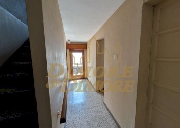 Corridoio primo piano.jpg - Villa Frazione Croppo, Montescheno - foto 11