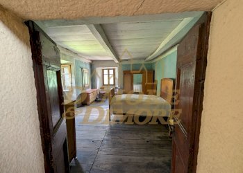 Camera da letto rustico a fianco.jpg - Villa Frazione Croppo, Montescheno - foto 18