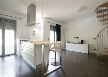 zona giorno - Attico Via Sant' Alberto, Genova (zona Sestri Ponente) - foto 5