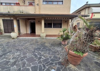 20260508_161541.jpg - Porzione di casa Camaiore - foto 17