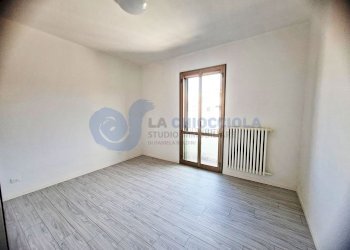 camera - Appartamento Via Saliceto, Bologna (zona Bolognina) - foto 7