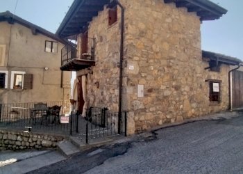 25529779-3d84-4bef-867f-99420e989e00.jpg - Porzione di casa Via Navono 1, Pertica Alta - foto 2