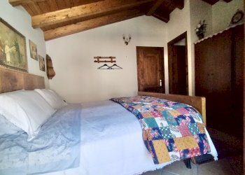 8decd8e1-6041-4deb-958e-b380d14d1d5c.jpg - Porzione di casa Via Navono 1, Pertica Alta - foto 5