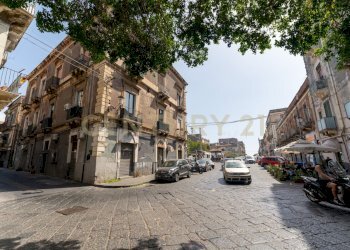 Piazza Miracoli 2 CT (2).jpg - Three-room apartment Piazza Miracoli 2, Catania - photo 5