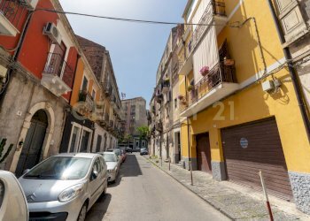 Via Gentile 9 (1).jpg - Bilocale Via Giovanni Gentile 9, Catania - foto 1