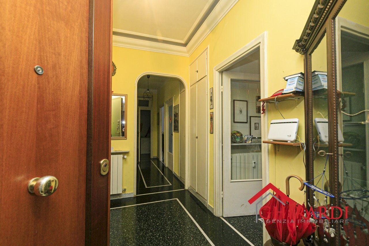 1.0 INGRESSO.jpg - Appartamento Piazza Giovanni Tarello 9, Genova (zona Sestri Ponente) - foto 2