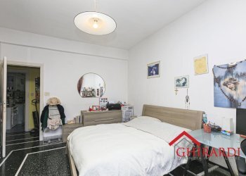 4.3 CAMERA 1.jpg - Appartamento Piazza Giovanni Tarello 9, Genova (zona Sestri Ponente) - foto 14
