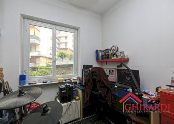 6.1 CAMERA 3.jpg - Appartamento Piazza Giovanni Tarello 9, Genova (zona Sestri Ponente) - foto 20