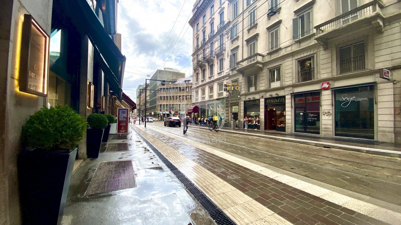 Milano Via Torino Negozio - Shop VIA TORINO, Milano - photo 1