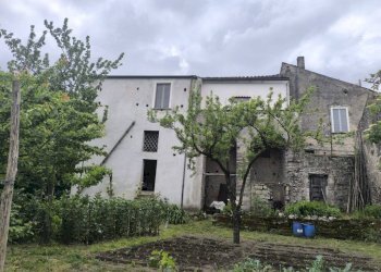 Rustic via Biagio De Giovanni, Montoro - photo 23