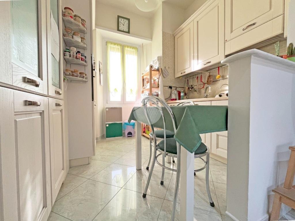Three-room apartment Via della Carderia, Pinerolo - photo 3