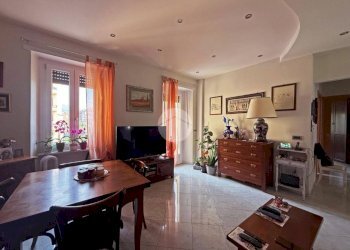 Three-room apartment Via della Carderia, Pinerolo - photo 1