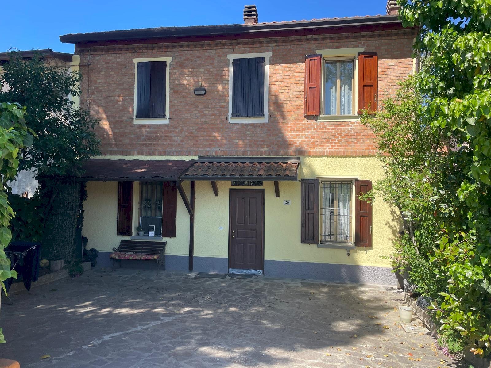 Facciata - Terratetto - Terracielo via Emilia Levante, 40, Imola - foto 1