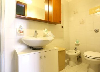 Apartment Via Valli, Calderara di Reno - photo 14