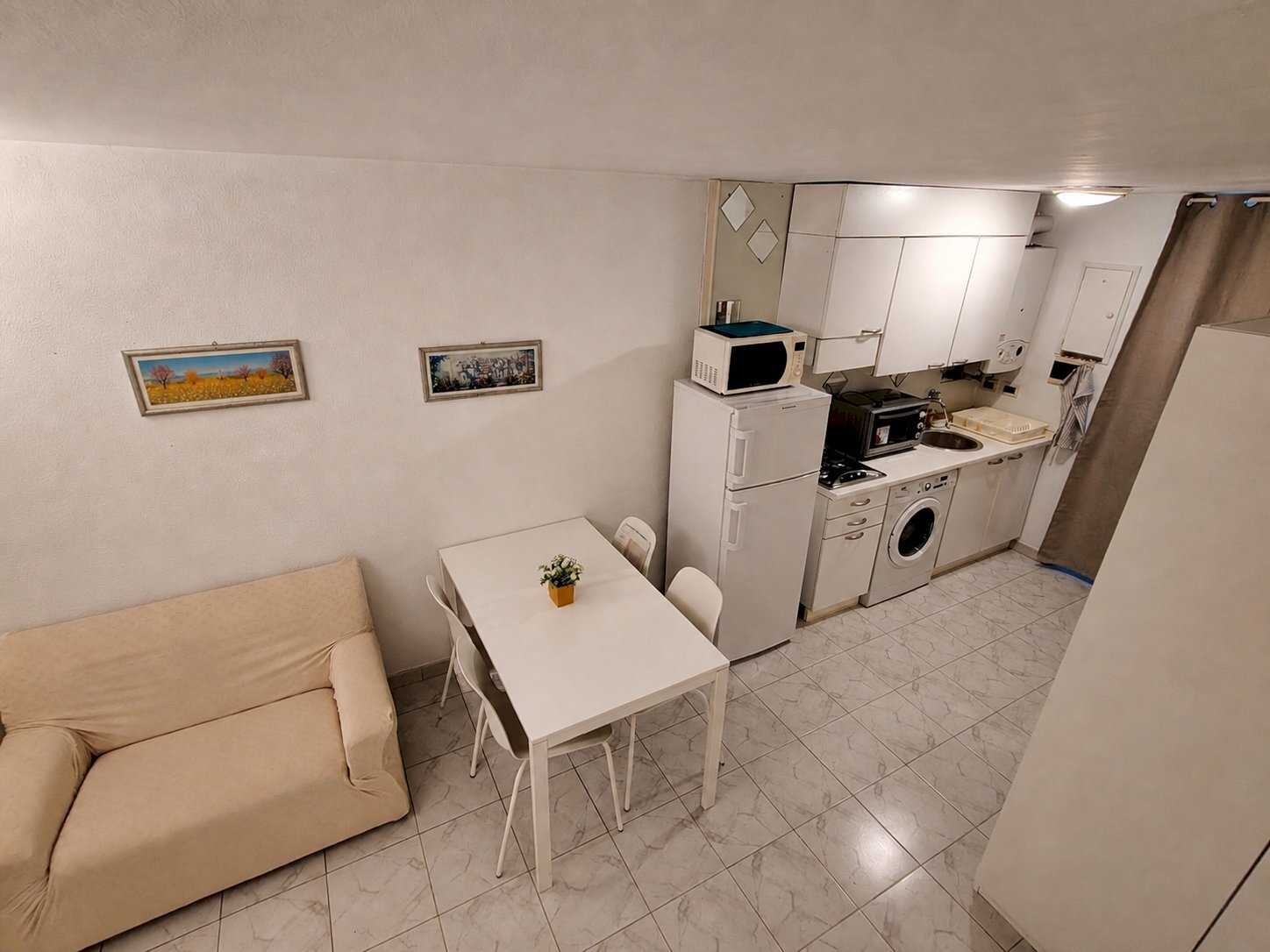 Soggiorno - Bilocale via San Donato, 53, Torino (zona San Donato) - foto 1