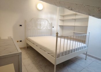 Camera - Bilocale via San Donato, 53, Torino (zona San Donato) - foto 9