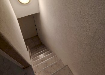 Scala - Bilocale via San Donato, 53, Torino (zona San Donato) - foto 7