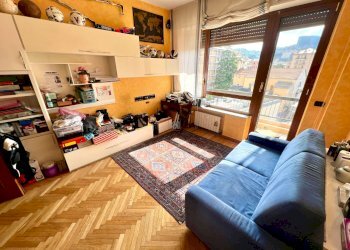 Appartamento Genova (zona Sestri Ponente) - foto 1