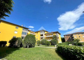 Four-room apartment Via Galileo Galilei, Malalbergo - photo 1