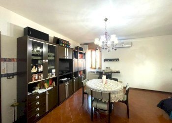 Four-room apartment Via Galileo Galilei, Malalbergo - photo 4
