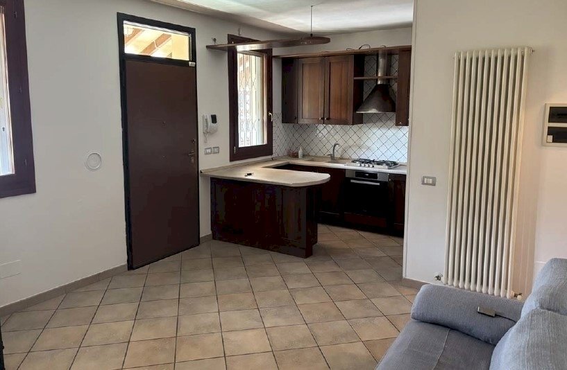 Two-room apartment Ravenna (neighborhood Teodorico) - photo 2