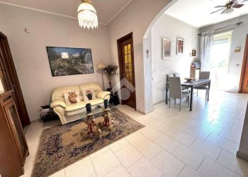 Three-room apartment Via Cavour, Moncalieri - photo 7