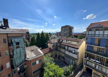Three-room apartment Via Cavour, Moncalieri - photo 12