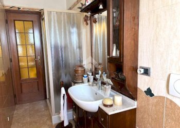 Three-room apartment Via Cavour, Moncalieri - photo 24