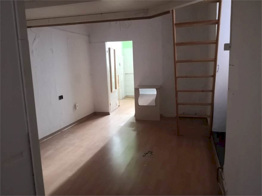 Two-room apartment Genova (neighborhood Castelletto) - photo 3