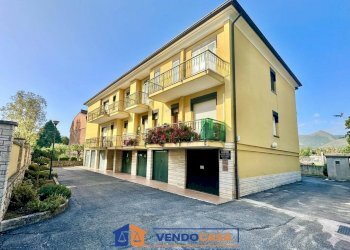 Two-room apartment Loano - photo 1