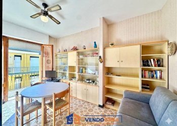 Two-room apartment Loano - photo 2