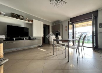 Three-room apartment Via Lussemburgo, Orbassano - photo 9