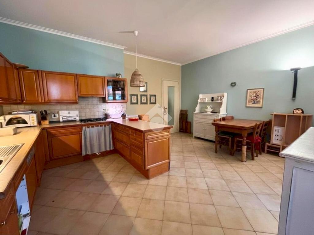 Four-room apartment Via Saluzzo, Pinerolo - photo 1