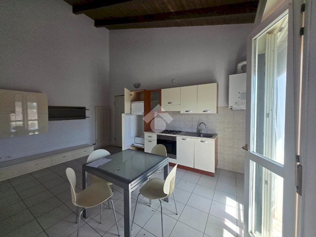 Two-room apartment Via Piero Gobetti, Russi - photo 1