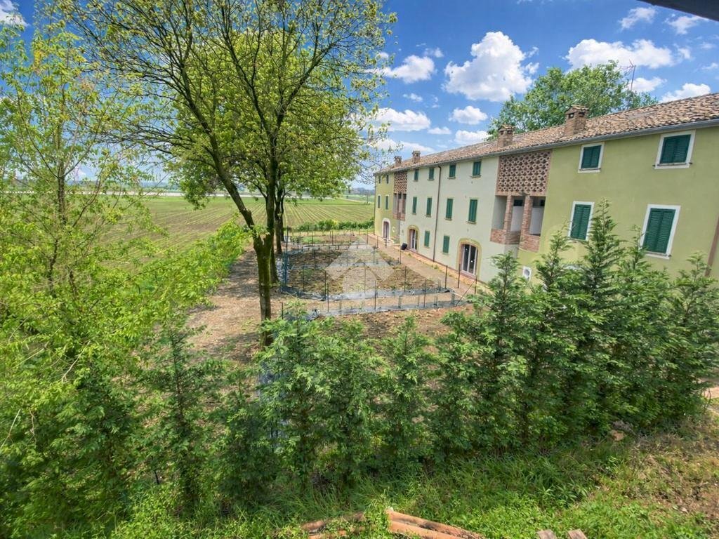 Four-room apartment Str. Cavi, Collecchio - photo 2