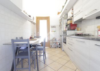 Three-room apartment Via Monte Rosa, Cerro Maggiore - photo 6