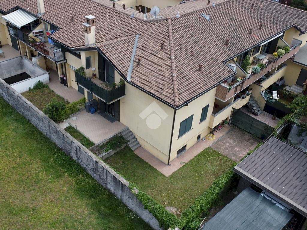 Three-room apartment Via XXIV Maggio, Cerro Maggiore - photo 1